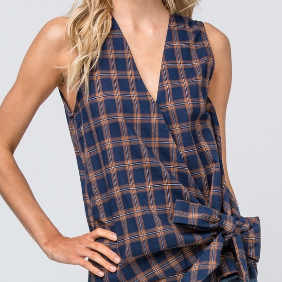 NAVY PLAID SURPLICE TOP with SELF TIE ON THE SIDE - Picture 7 of 8